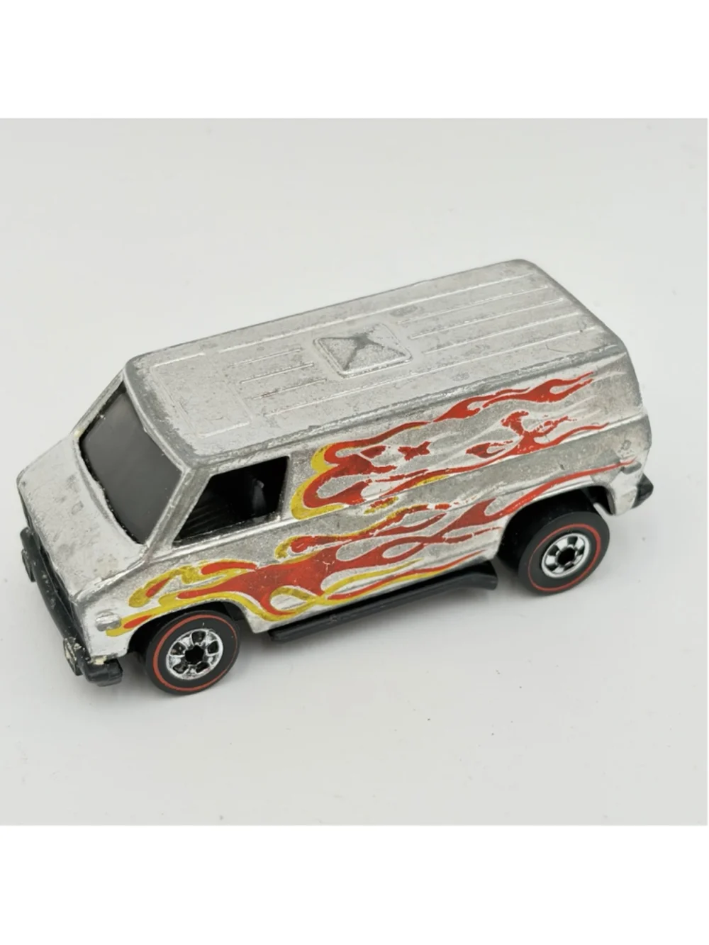 Hot Wheels Super Van 1974 1:64 Silver Diecast Van w/ Flame Decals
